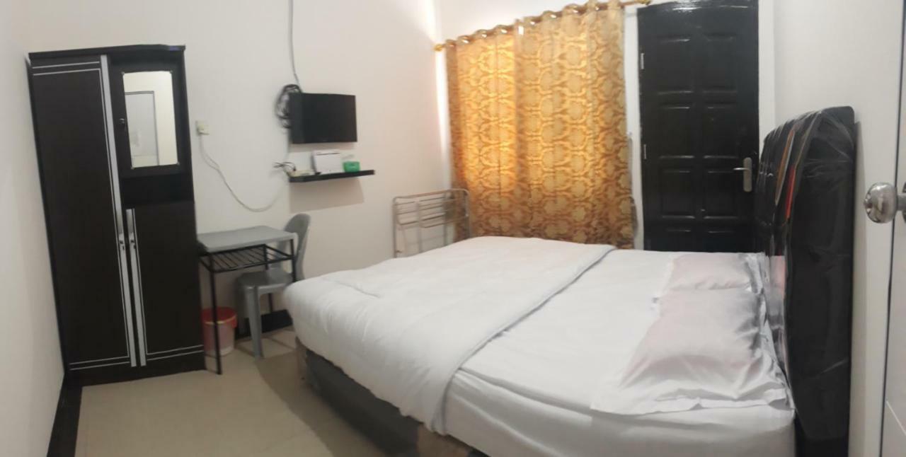 Cipta Guest House Batam 1 Екстер'єр фото